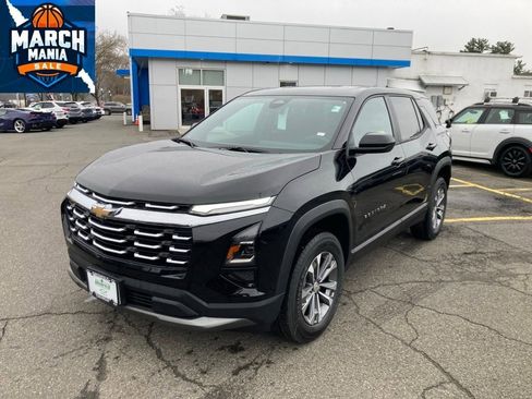 New 2026 Chevrolet Equinox LT image 3