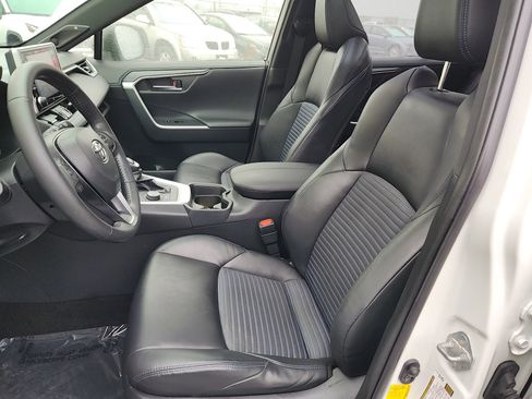 Used 2019 Toyota RAV4 XSE image 21