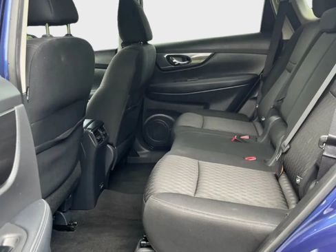 Used 2019 Nissan Rogue SV FWD image 10