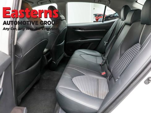 Used 2024 Toyota Camry SE image 21