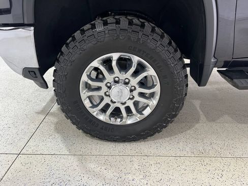 Used 2024 Chevrolet Silverado 2500 LTZ w/ LTZ Plus Package AWD/4WD image 31