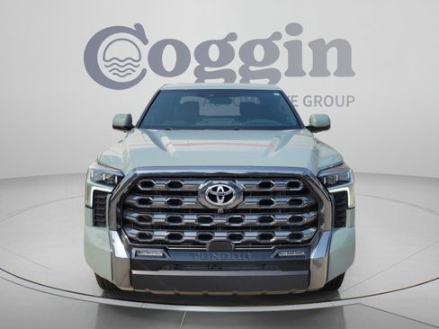 Used 2025 Toyota Tundra Platinum AWD/4WD image 5