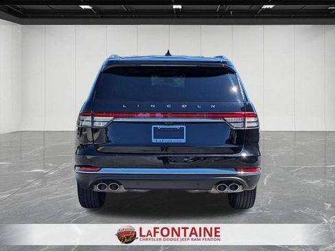 Used 2024 Lincoln Aviator Reserve w/ Elements Package Plus AWD/4WD image 4