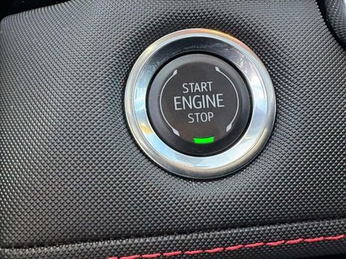 Used 2025 Chevrolet Colorado Z71 w/ Technology Package image 14