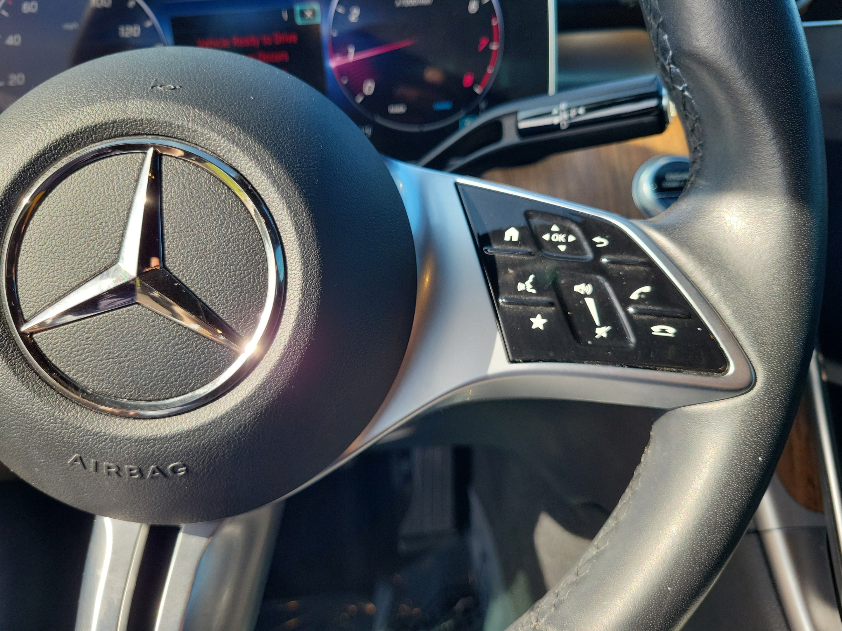 Used 2024 Mercedes-Benz C 300 4MATIC Sedan image 15
