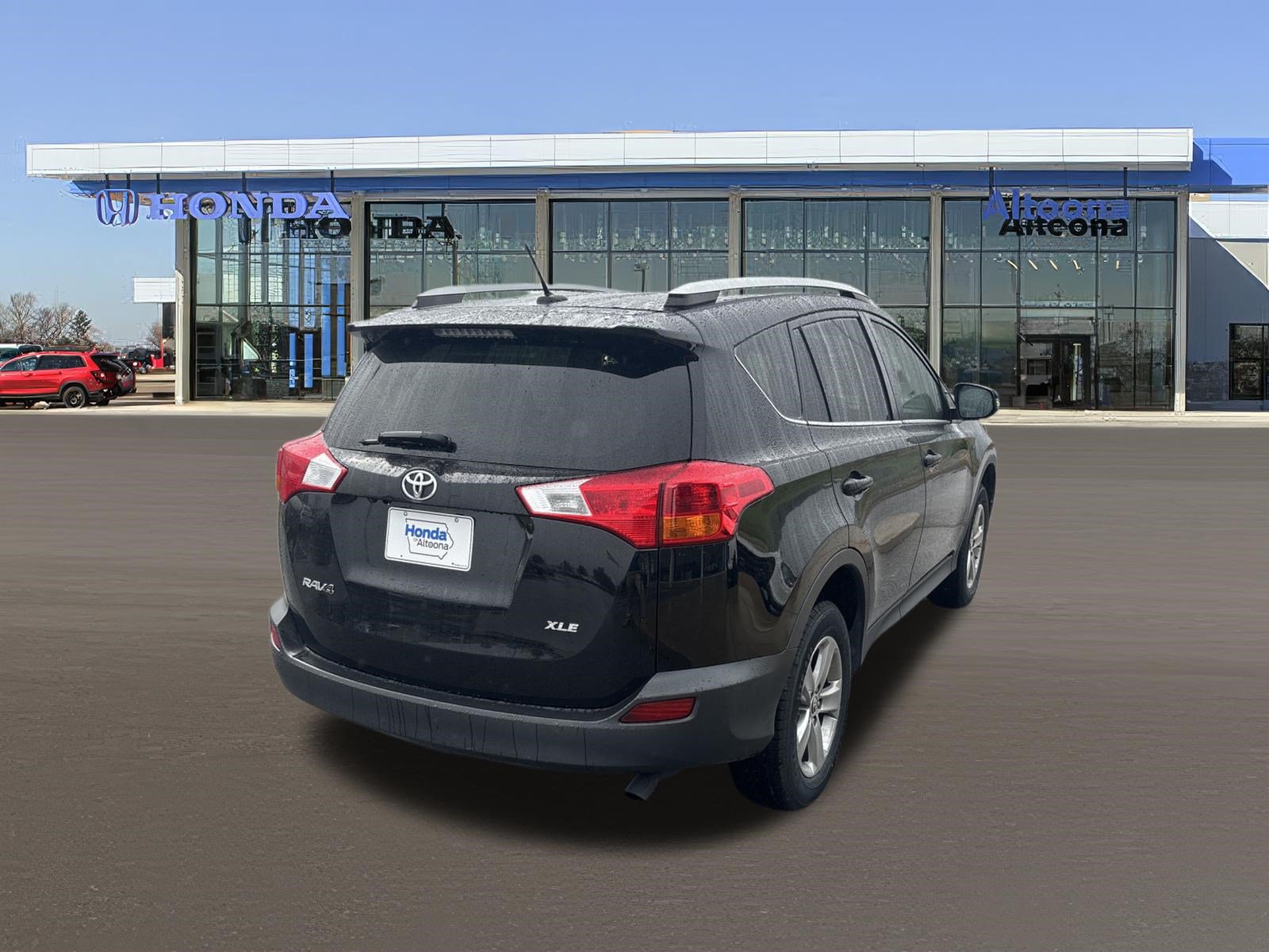 Used 2015 Toyota RAV4 XLE FWD image 5