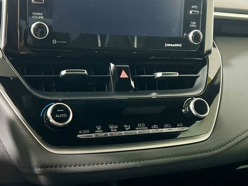 Used 2021 Toyota Corolla SE FWD image 26