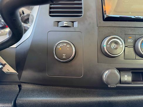 Used 2013 Chevrolet Silverado 1500 LT image 22