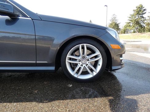 Used 2013 Mercedes-Benz C 300 4MATIC Sedan image 10