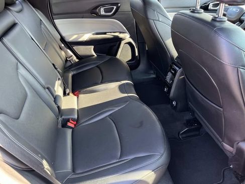 Used 2025 Jeep Compass Limited AWD/4WD image 20