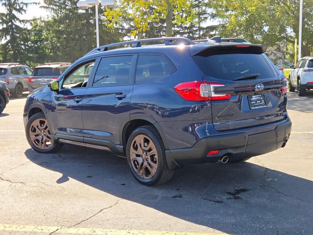 Used 2025 Subaru Ascent Bronze Edition w/ Popular Package #2 AWD/4WD image 17