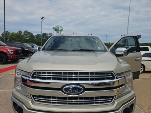 Used 2018 Ford F150 Lariat w/ Equipment Group 502A Luxury image 10