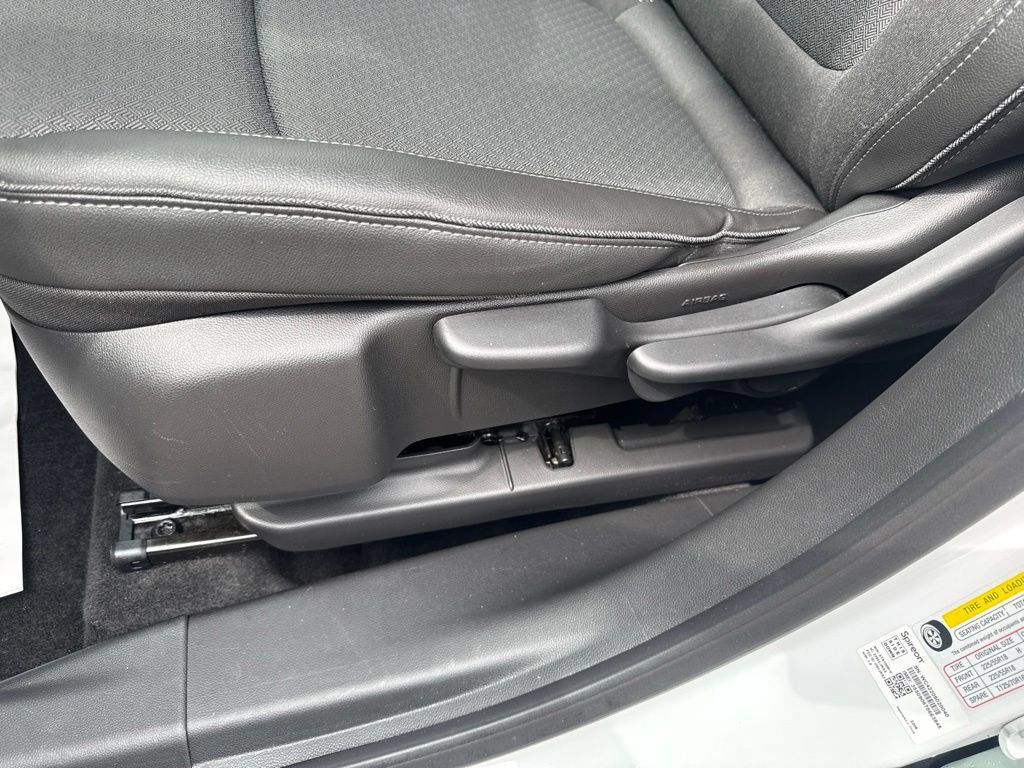 Used 2024 Buick Encore GX Preferred w/ Advanced Technology Package FWD image 24