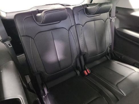 Used 2022 Jeep Grand Cherokee L Limited AWD/4WD image 21