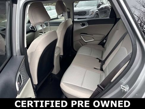 Certified 2022 Kia Soul LX image 16