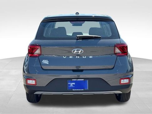 New 2026 Hyundai Venue SE FWD image 4