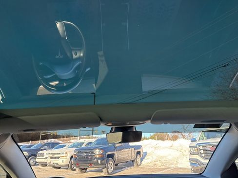 Used 2018 Tesla Model 3 Long Range image 15