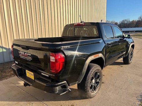 Used 2023 GMC Canyon Elevation w/ Convenience Package AWD/4WD image 4