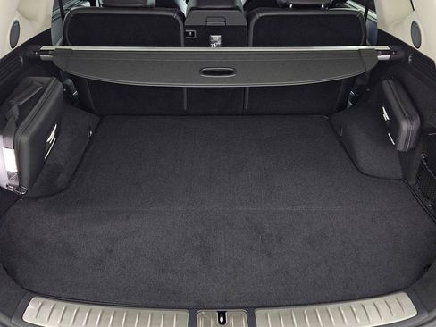 Used 2025 Genesis GV80 2.5T Prestige image 33