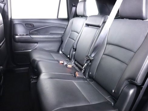 Used 2022 Honda Passport EX-L image 37