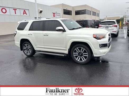 Used 2023 Toyota 4Runner Limited AWD/4WD image 4