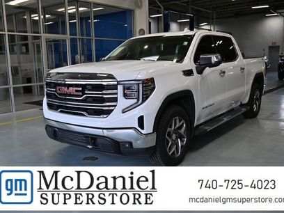 Used 2022 GMC Sierra 1500 SLT w/ SLT Convenience Package