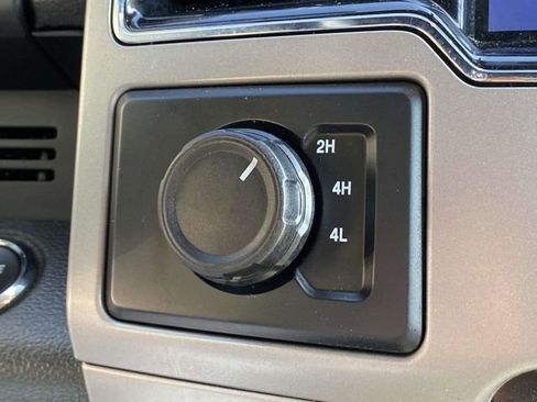 Used 2022 Ford F350 Lariat w/ Lariat Ultimate Package image 35