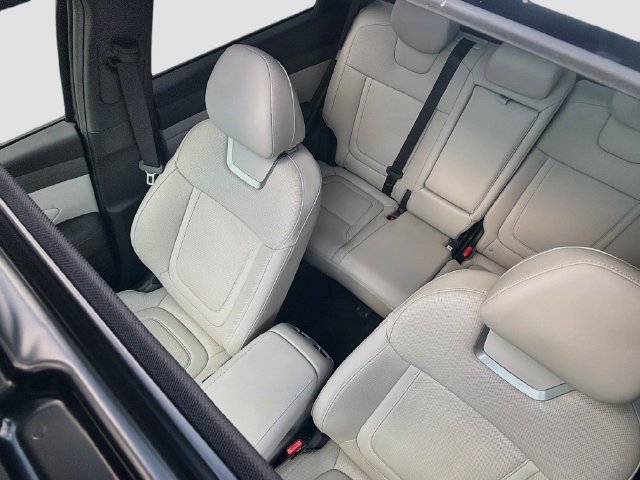 Certified 2026 Hyundai Tucson Limited FWD image 24