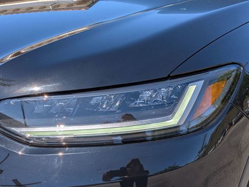 Used 2023 Honda HR-V Sport image 29