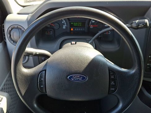 Used 2012 Ford E-350 and Econoline 350 XLT RWD image 19