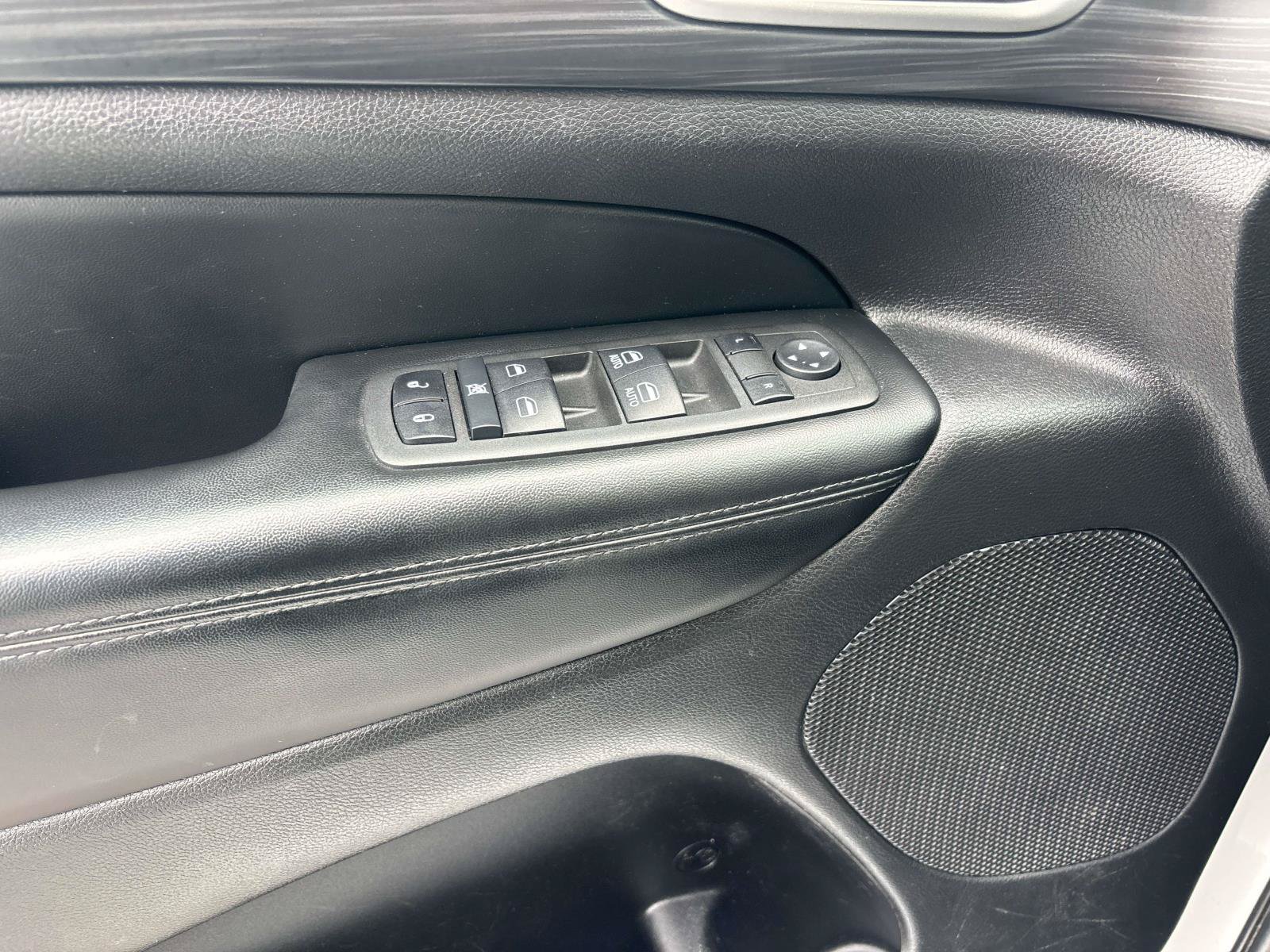 Used 2022 Jeep Grand Cherokee Laredo X AWD/4WD image 12
