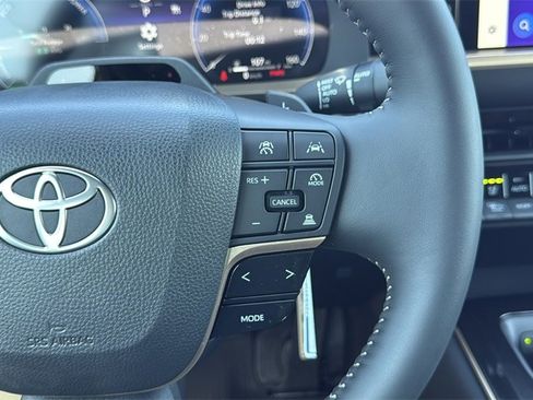 New 2026 Toyota Crown Platinum image 20