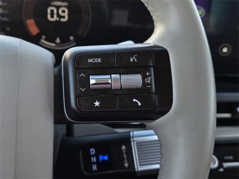 Used 2024 Hyundai Santa Fe SEL image 11