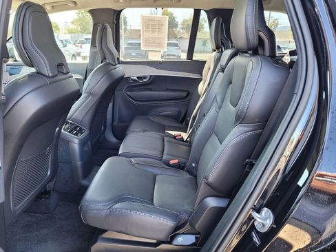 Certified 2025 Volvo XC90 T8 Ultra image 8