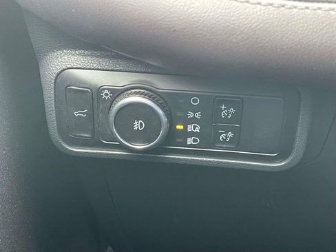 Used 2025 Ford Explorer Platinum w/ LUX Leather Package AWD/4WD image 21