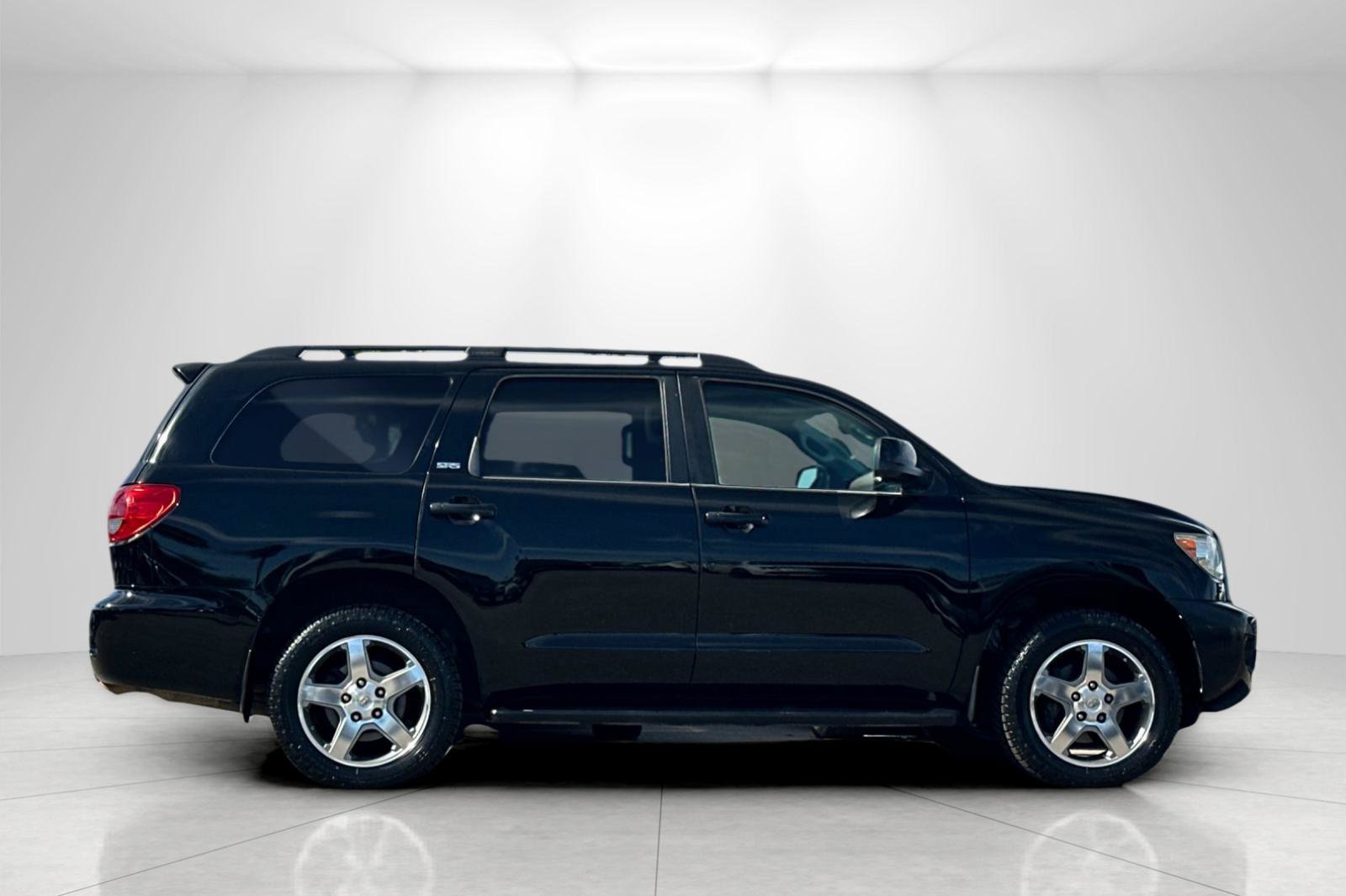Used 2012 Toyota Sequoia SR5 w/ Sport Appearance Pkg RWD image 2