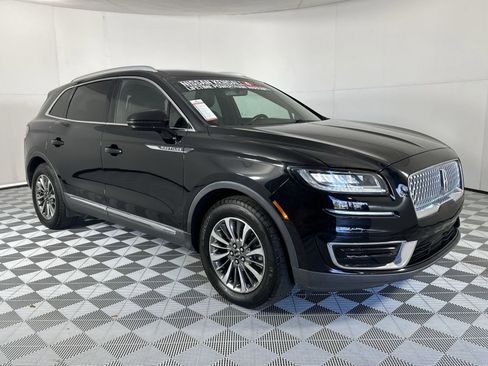 Used 2020 Lincoln Nautilus FWD w/ Equipment Group 101A image 2