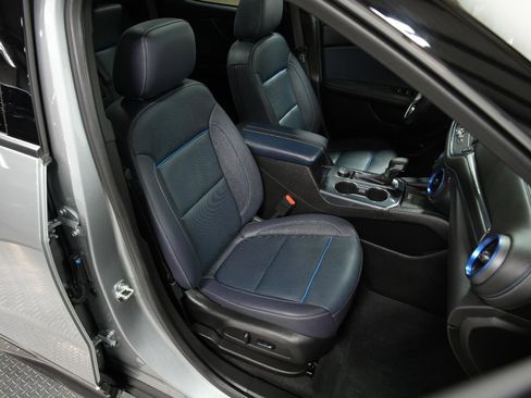 Used 2024 Chevrolet Blazer RS w/ Driver Confidence II Package image 16