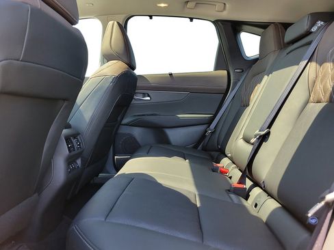 New 2026 Nissan Murano Platinum AWD/4WD image 17