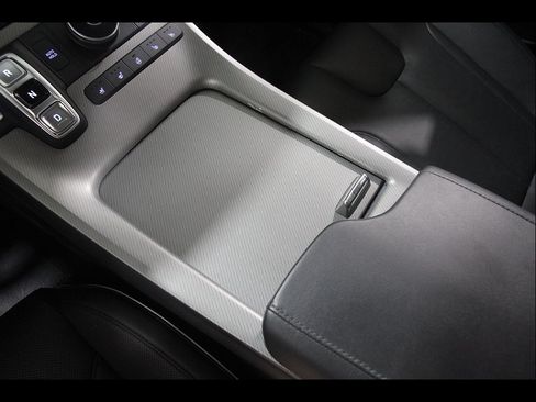 Certified 2024 Hyundai Palisade SEL FWD image 15