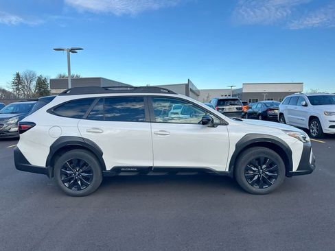 Certified 2023 Subaru Outback Onyx Edition image 14