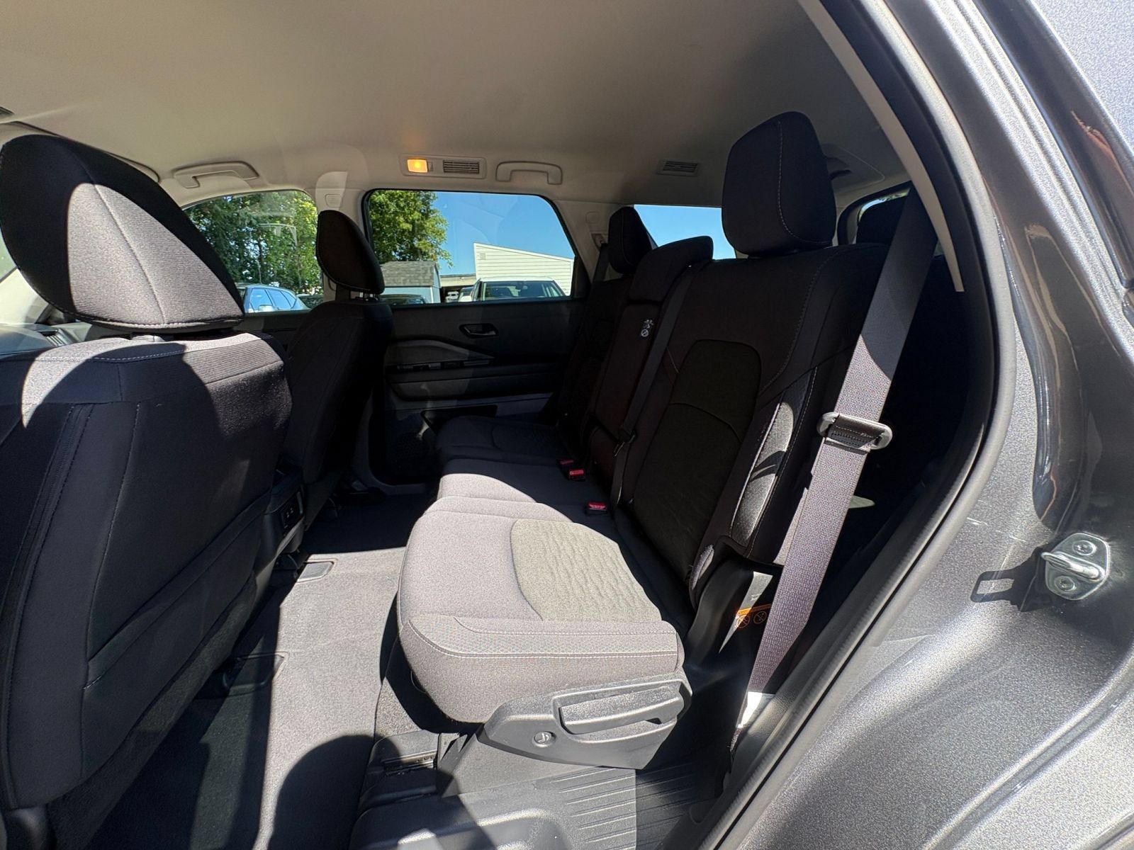 Used 2026 Nissan Pathfinder SV AWD/4WD image 25