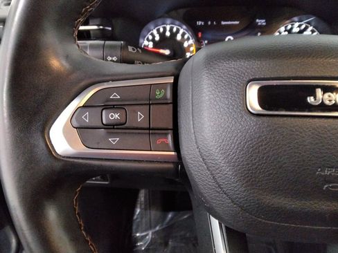 Used 2022 Jeep Compass Limited AWD/4WD image 13