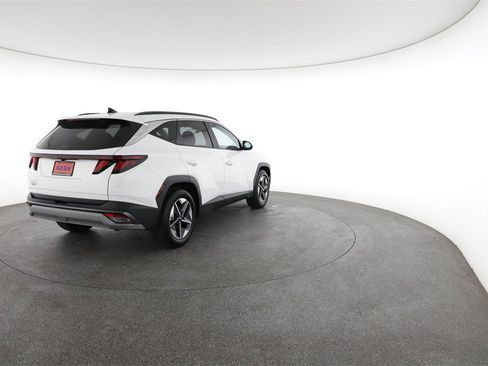 Used 2025 Hyundai Tucson SEL image 12
