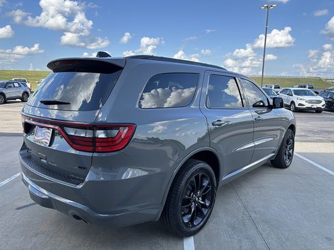 Used 2025 Dodge Durango GT AWD/4WD image 6