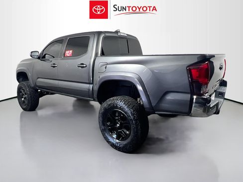 Used 2019 Toyota Tacoma SR5 image 6