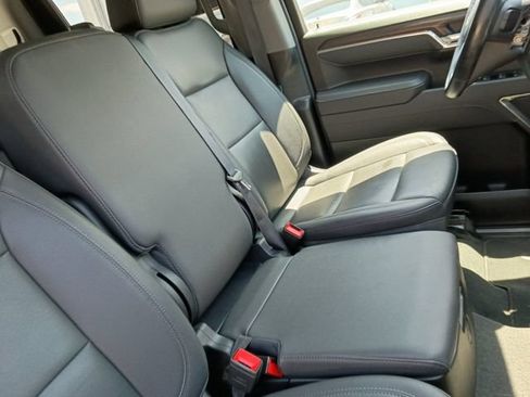 Used 2026 GMC Sierra 1500 SLT RWD image 11