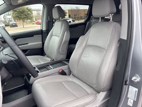 Used 2023 Honda Odyssey Touring image 24