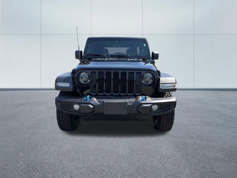 Used 2023 Jeep Wrangler Unlimited w/ 8.4" Radio Group AWD/4WD image 3