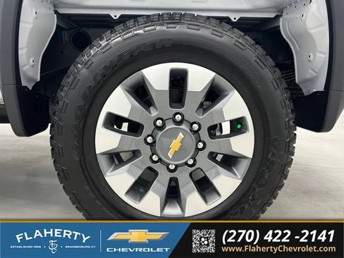 New 2026 Chevrolet Silverado 2500 Custom w/ Custom Value Package AWD/4WD image 19